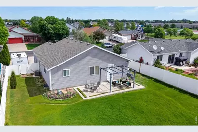 2500 Water Front St, Evans, CO 80620 - Photo 25
