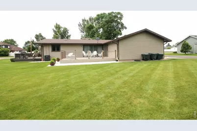 511 W Grant St, Haxtun, CO 80731 - Photo 45