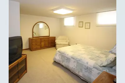 511 W Grant St, Haxtun, CO 80731 - Photo 31