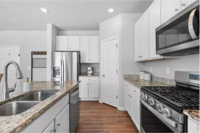 27074 E Archer Ave, Aurora, CO 80018 - Photo 15
