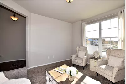 2405 Juno Ln, Johnstown, CO 80534 - Photo 7