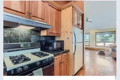2450 Eagle Ridge Rd, Longmont, CO 80503 - Photo 11