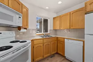 641 Radiant Dr, Loveland, CO 80538 - Photo 9