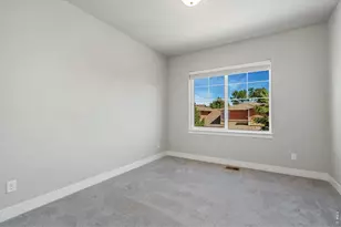 2556 Des Moines Dr, Fort Collins, CO 80525 - Photo 19