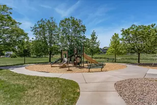 2556 Des Moines Dr, Fort Collins, CO 80525 - Photo 25