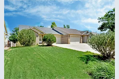 907 N 4th St, Johnstown, CO 80534 - Photo 3