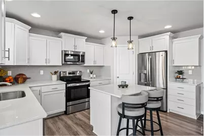 5523 Segundo Dr, Loveland, CO 80538 - Photo 9