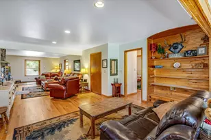1026 Lexington Ln, Estes Park, CO 80517 - Photo 11