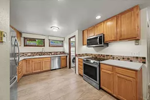 2126 Genoa Ct, Loveland, CO 80538 - Photo 9