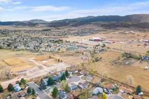 2912 Radcliff Cir, Fort Collins, CO 80521 - Photo 5
