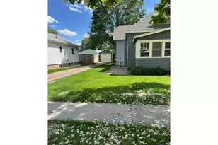 221 Walnut St, Windsor, CO 80550 - Photo 3