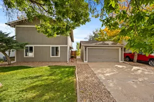829 Independence Dr, Longmont, CO 80504 - Photo 3