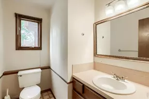 1621 Hoffman Dr, Loveland, CO 80538 - Photo 5
