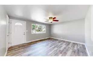 1702 Diana Dr, Loveland, CO 80537 - Photo 5