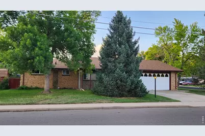 521 W 33rd St, Loveland, CO 80538 - Photo 1