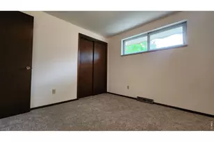 521 W 33rd St, Loveland, CO 80538 - Photo 13