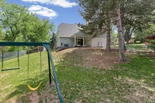 1512 Sunnyside Dr, Loveland, CO 80538 - Photo 35