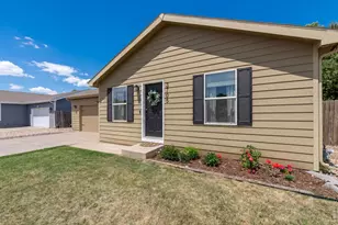 3705 Riverside Pkwy, Evans, CO 80620 - Photo 3