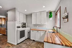 5021 W 22nd St, Greeley, CO 80634 - Photo 9