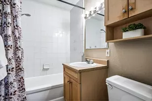 2500 S York St, Denver, CO 80210 - Photo 11