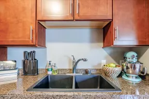 1332 N Williams St, Denver, CO 80218 - Photo 9
