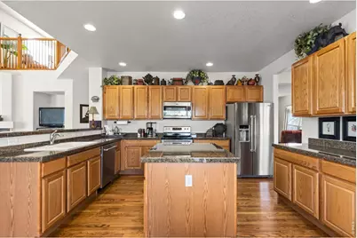 8316 Briar Ridge Dr, Castle Pines, CO 80108 - Photo 11