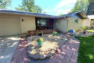 1024 Collyer St, Longmont, CO 80501 - Photo 3