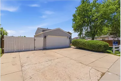 4230 E 125th Ave, Thornton, CO 80241 - Photo 3