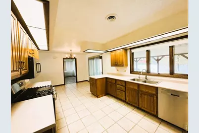 1331 Evans St, Sterling, CO 80751 - Photo 13