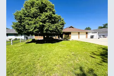 1331 Evans St, Sterling, CO 80751 - Photo 3