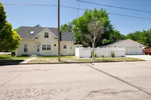 204 Park St, Sterling, CO 80751 - Photo 5