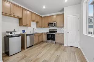 1494 Coral Pl, Longmont, CO 80504 - Photo 5