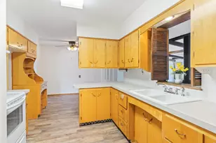 820 10th St, Berthoud, CO 80513 - Photo 11