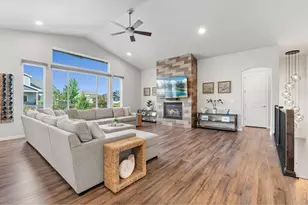 586 Greenspire Dr, Windsor, CO 80550 - Photo 9