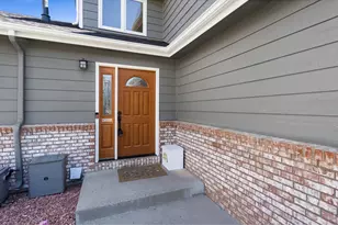 883 W 44th St, Loveland, CO 80538 - Photo 5