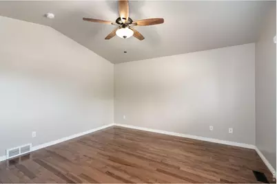 883 W 44th St, Loveland, CO 80538 - Photo 27