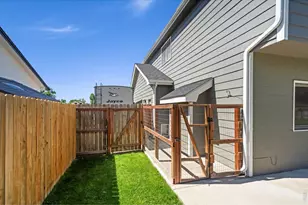 883 W 44th St, Loveland, CO 80538 - Photo 43