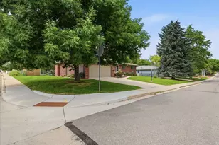 1805 Agate Ct, Loveland, CO 80538 - Photo 5