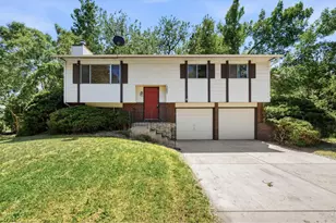 307 Bluebird Ct, Fort Collins, CO 80526 - Photo 1