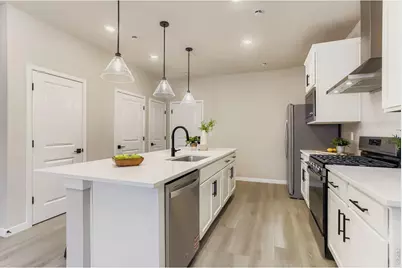 2819 Bear Springs Cir, Longmont, CO 80503 - Photo 13