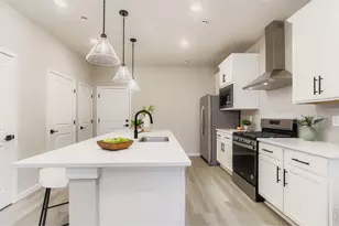 2817 Bear Spgs Cir, Longmont, CO 80503 - Photo 13