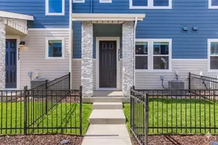 2817 Bear Spgs Cir, Longmont, CO 80503 - Photo 3