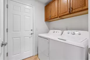 2758 E 109th Ave, Northglenn, CO 80233 - Photo 23