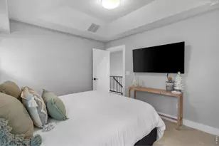 2450 S Humboldt St, Denver, CO 80210 - Photo 27