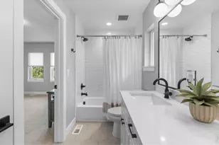 2450 S Humboldt St, Denver, CO 80210 - Photo 31