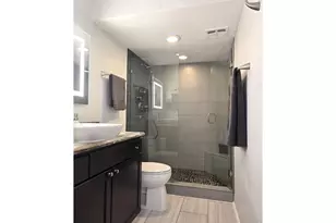 2 Adams St, Denver, CO 80206 - Photo 25