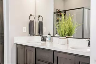 1815 Holloway Dr, Windsor, CO 80550 - Photo 25