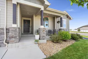 1815 Holloway Dr, Windsor, CO 80550 - Photo 3