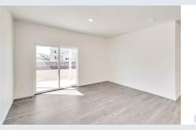 1002 Annelles Pool Ln, Severance, CO 80550 - Photo 7
