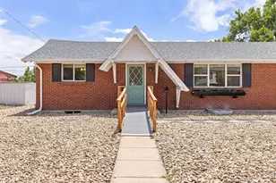 1120 Marigold Dr, Denver, CO 80221 - Photo 3